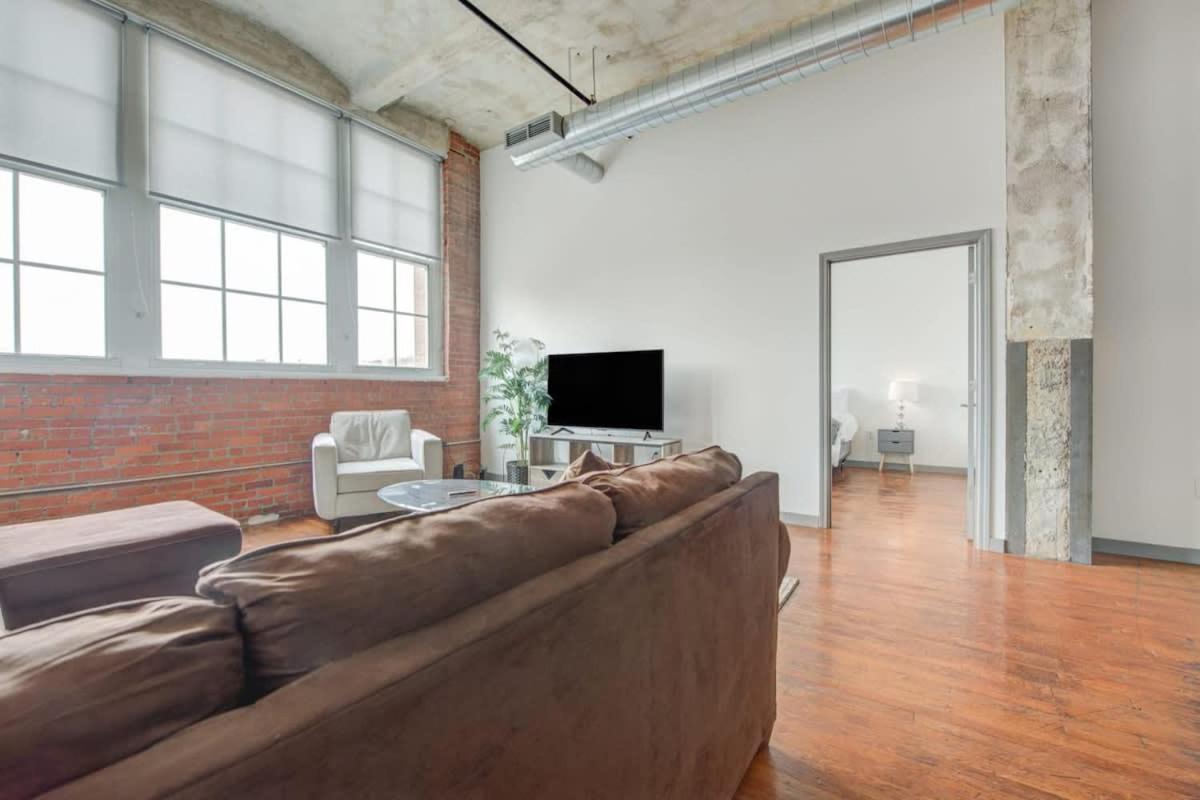 2Br 2Ba Spacious Historic Loft With Gym By Envitae カンザスシティ エクステリア 写真